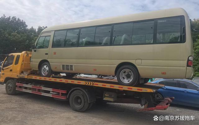 长途拖车费一般多少钱(长途拖车费一般多少钱一天)