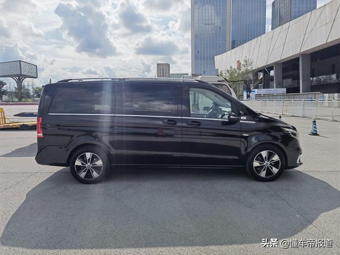 奔驰v260(奔驰v260商务车报价)