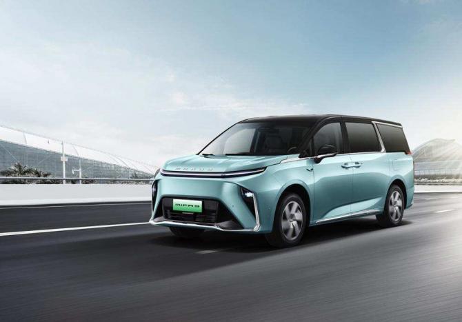 十大建议买的6座电车(六座新能源车排行榜前十名)