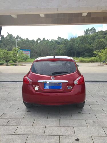 尼桑小型车自动挡(尼桑小型车自动挡多少钱)