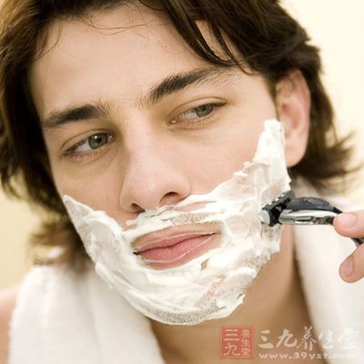 美白知识主持胡须生理知识(美容去胡须)