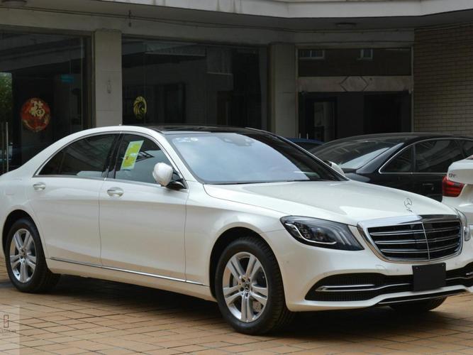 奔驰260车型图及报价轿车(奔驰车260价格及图片)