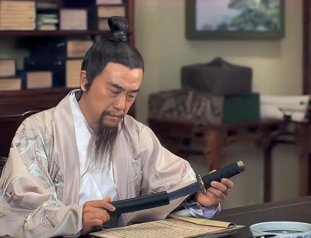 泄露天机演员表鳄鱼潭演员表(泄露天机什么意思?)