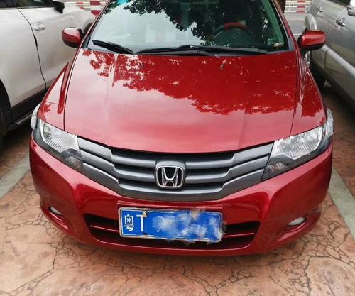 自动挡二手车5万左右(5万块钱自动挡二手车)