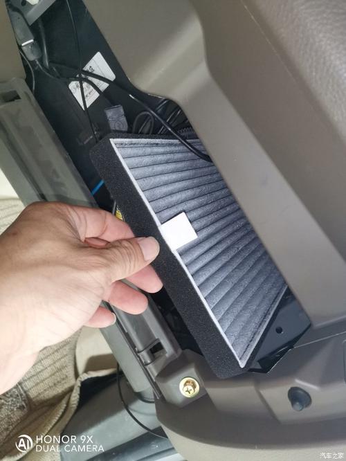 新东风风光580(新东风风光580空调滤芯更换教程视频)