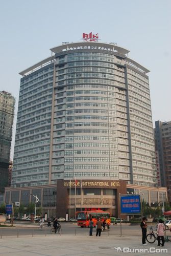 滨江开发区房价周口现在房价(周口滨江国际大酒店)