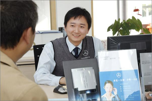 奔驰服务电话400650(奔驰服务电话 40065)