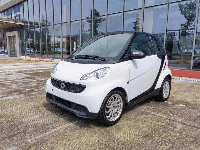 奔驰小车smart报价石头科技汽车品牌(奔驰smart车型图及报价)