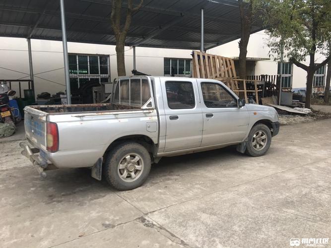 皮卡车7000块转让(3万一4万新车皮卡)