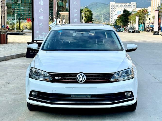 3万一4万自动挡新车油车(大众4万左右新车)