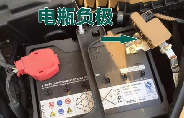 蓄电池没电了该如何充电(蓄电池没电了咋办)