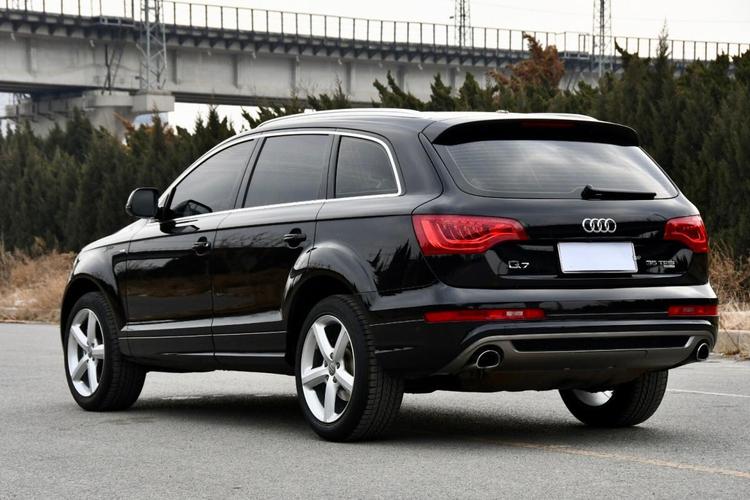 奥迪七座suv车型及报价(奥迪suv7座价格)