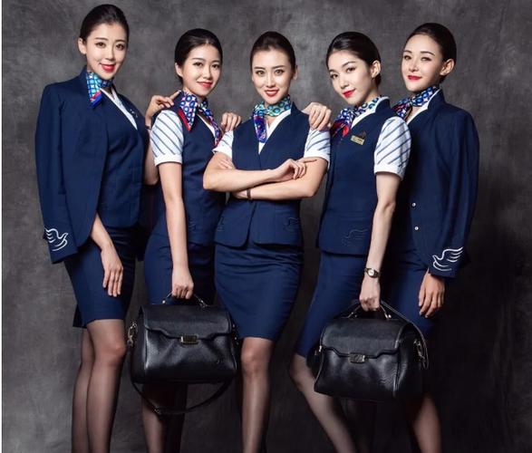 华夏航空待遇(华夏航空待遇空姐工资)