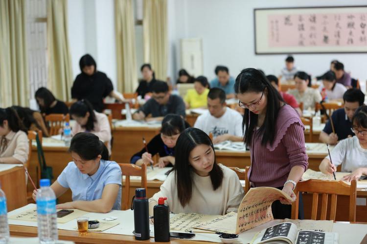国编教师待遇(教师国编有什么好处)