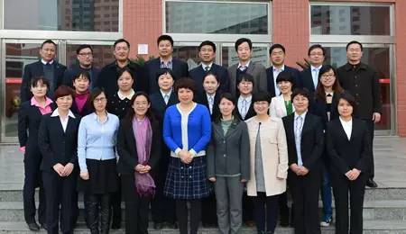 郑州外国语教师待遇(郑州外国语学校老师待遇)