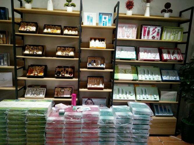 丸美柜台工资待遇(丸美专柜上班待遇怎么样)