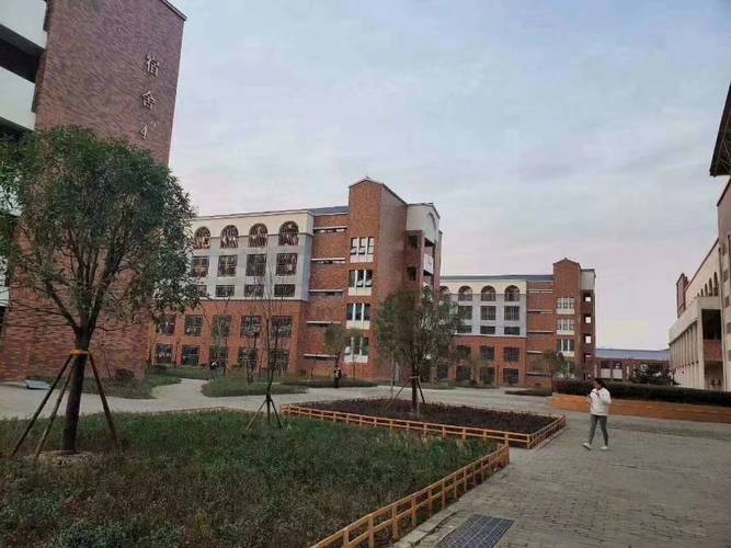 仙桃什么厂待遇好(仙桃什么厂工资最高)