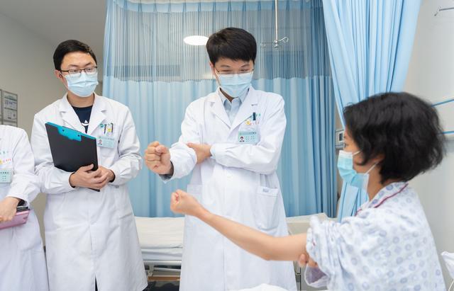 贵阳医学院附属医院医生待遇(贵阳医学院附属医院医生待遇如何)