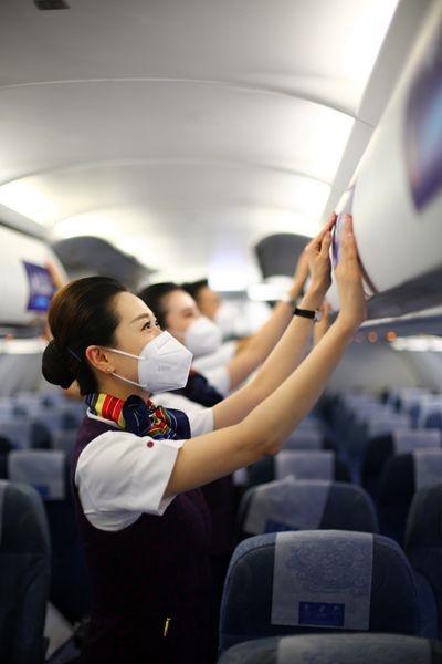 国航空乘待遇(国航空乘是正式员工吗)