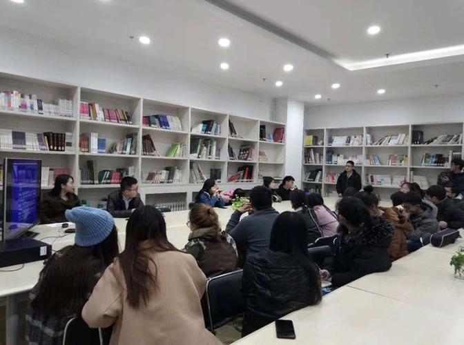 河北传媒学院待遇(河北传媒学院当老师怎么样)