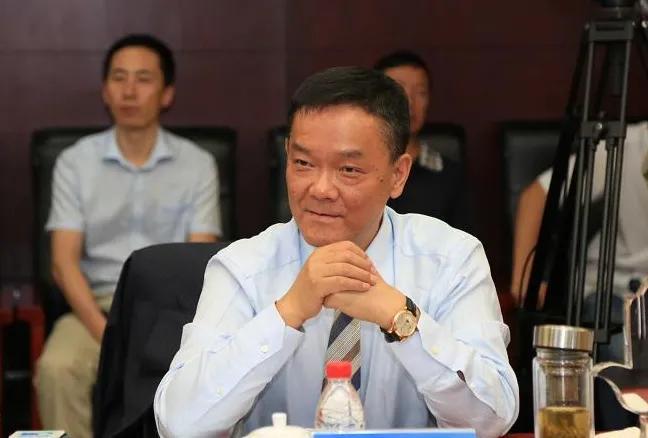 新疆广汇汽车福利待遇(新疆广汇汽车集团董事长)