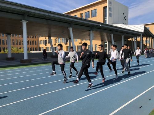 青岛为明学校待遇(青岛为明学校2021教师招聘)