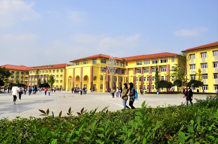四川外国语大学成都学院教师待遇(四川外国语大学成都学院教师公寓)