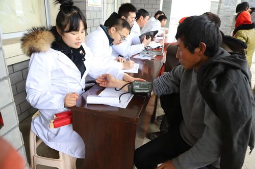 威宁县乡镇卫生院工资待遇(威宁县卫生局在哪里)