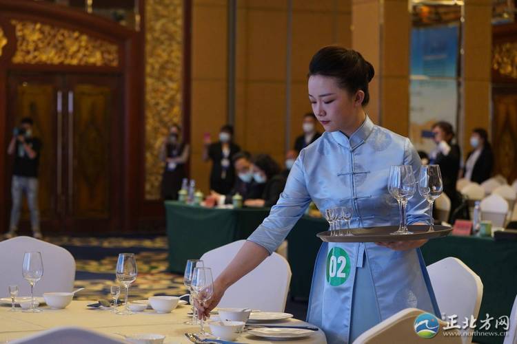 内蒙古饭店做厨师待遇(内蒙古厨师工资待遇)