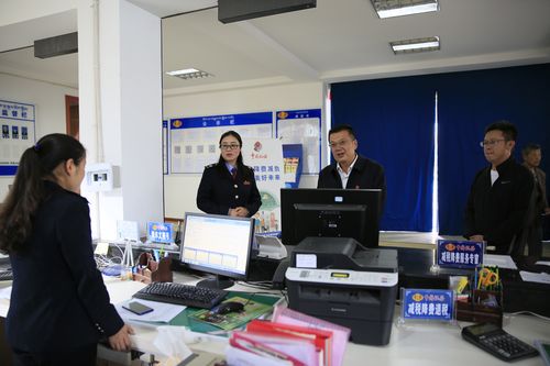 波密国税科员待遇(波密税务局)