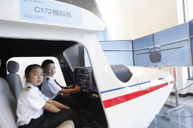 全国航空模拟机培训教员工资待遇(民航模拟机教员)
