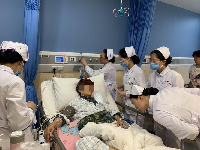 云南阜外医院护士待遇(云南阜外医院护士待遇如何)