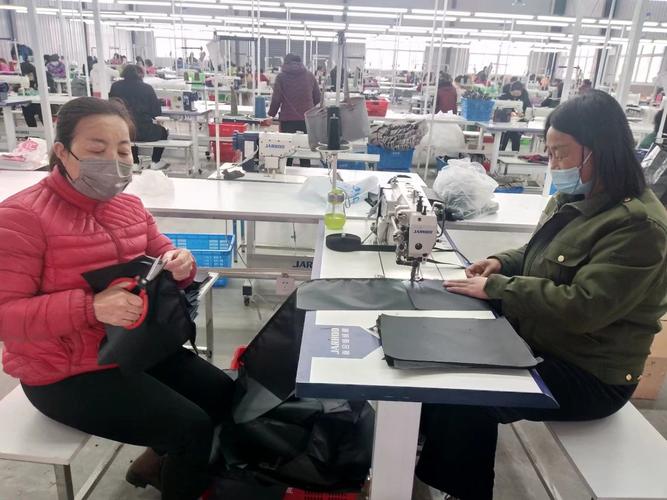 浙江箱包设计待遇怎么样(浙江箱包厂最新招聘信息)