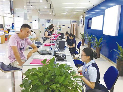 移动营业厅柜员待遇(移动营业厅柜台工作怎么样)