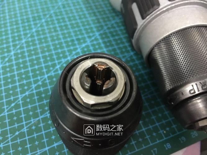 罗姆夹具待遇(罗姆夹头拆解)