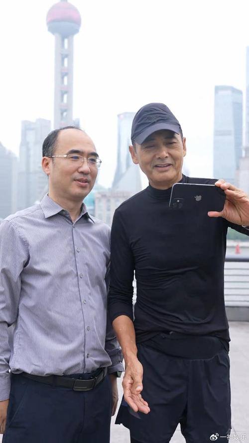 发哥娱乐资讯-{下拉词
