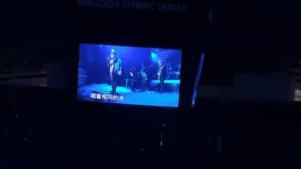 娱乐深夜资讯-{下拉词