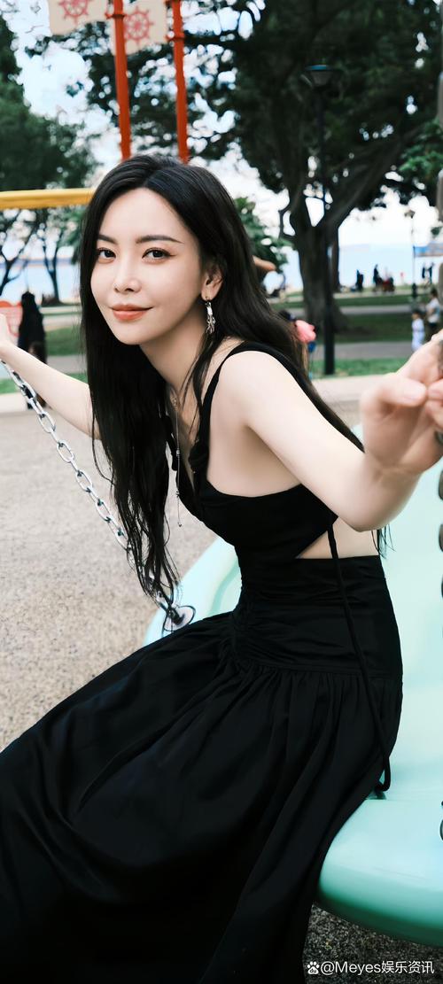Meyes娱乐资讯第一篇(娱乐咨讯)