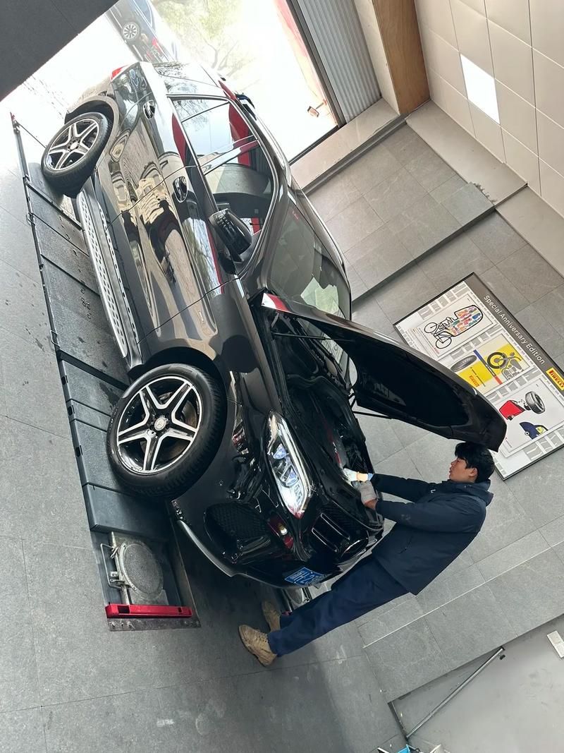 维修汽车资讯奔驰-{下拉词
