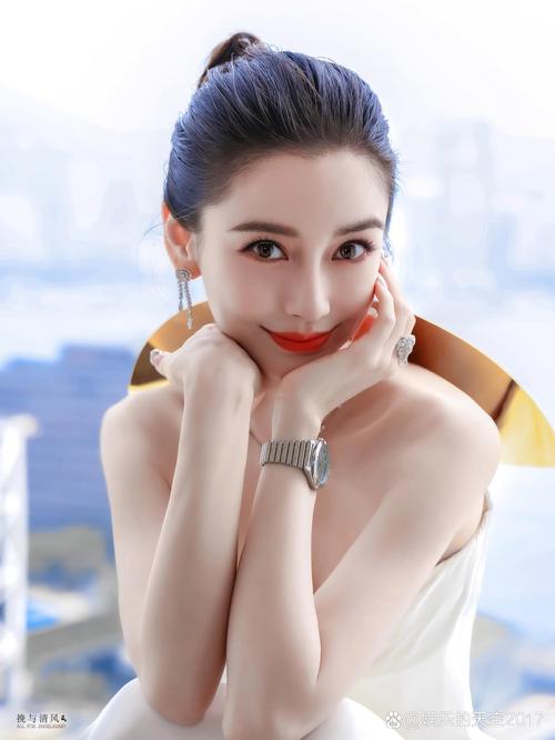 杨颖娱乐资讯-{下拉词