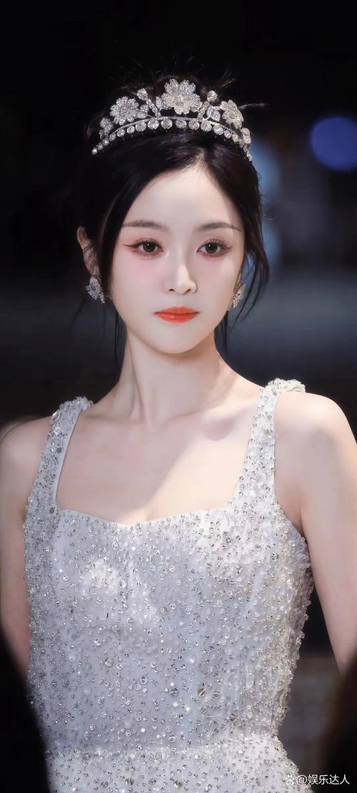 中国女神娱乐资讯-{下拉词
