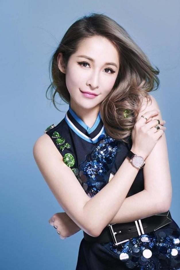 萧亚轩娱乐资讯最新-{下拉词