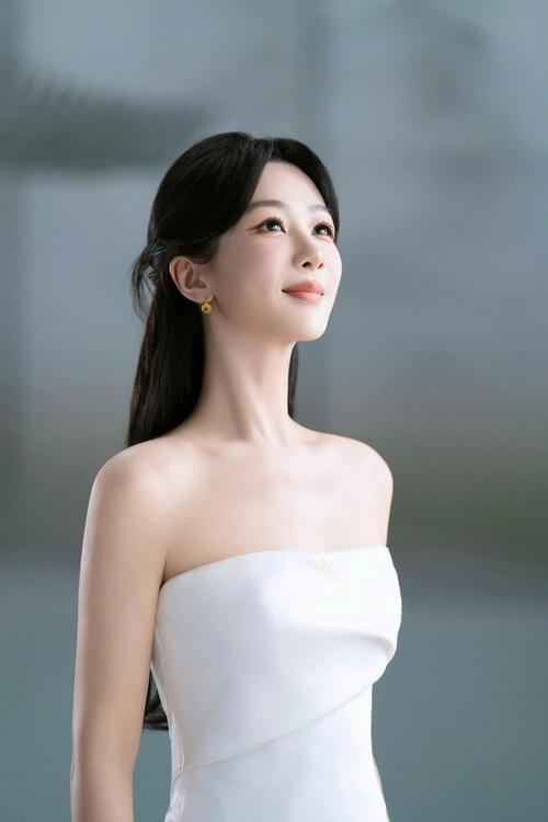 杨紫最新娱乐资讯新闻(杨紫最新动态)